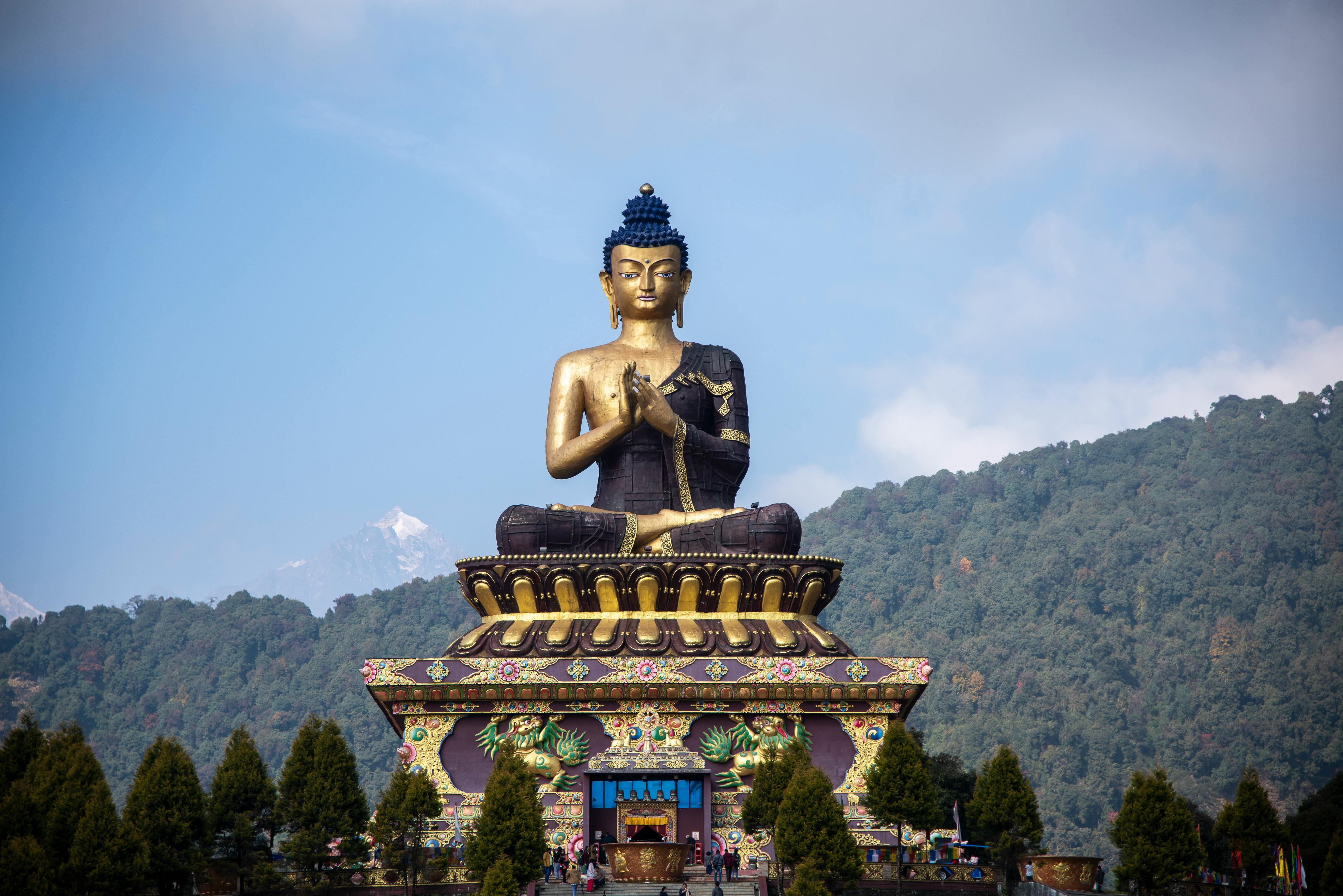 Top 4 Nights 5 Days Best-Selling Sikkim Gangtok Darjeeling Tour Package