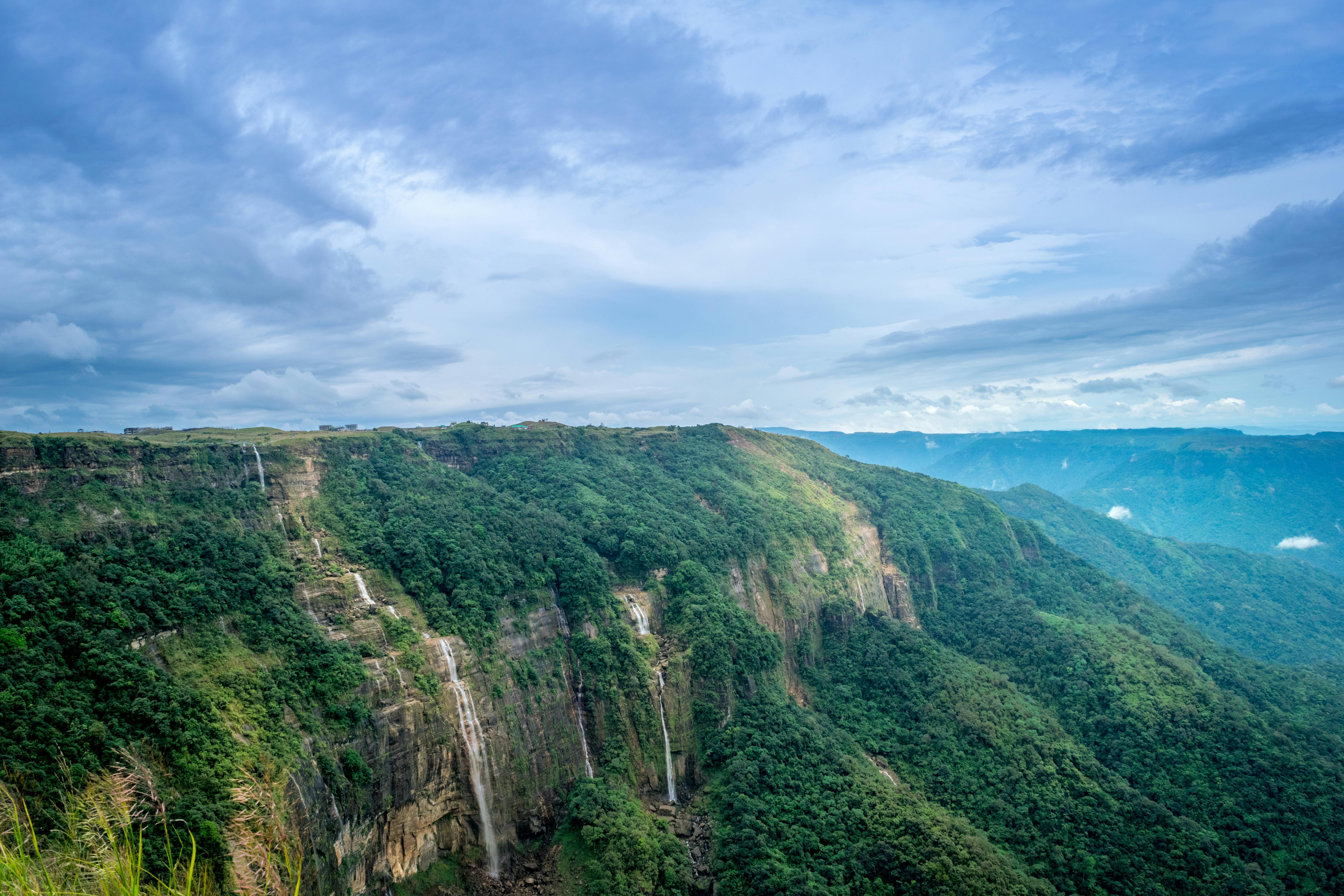 Cheerful Cherrapunji Tour Package