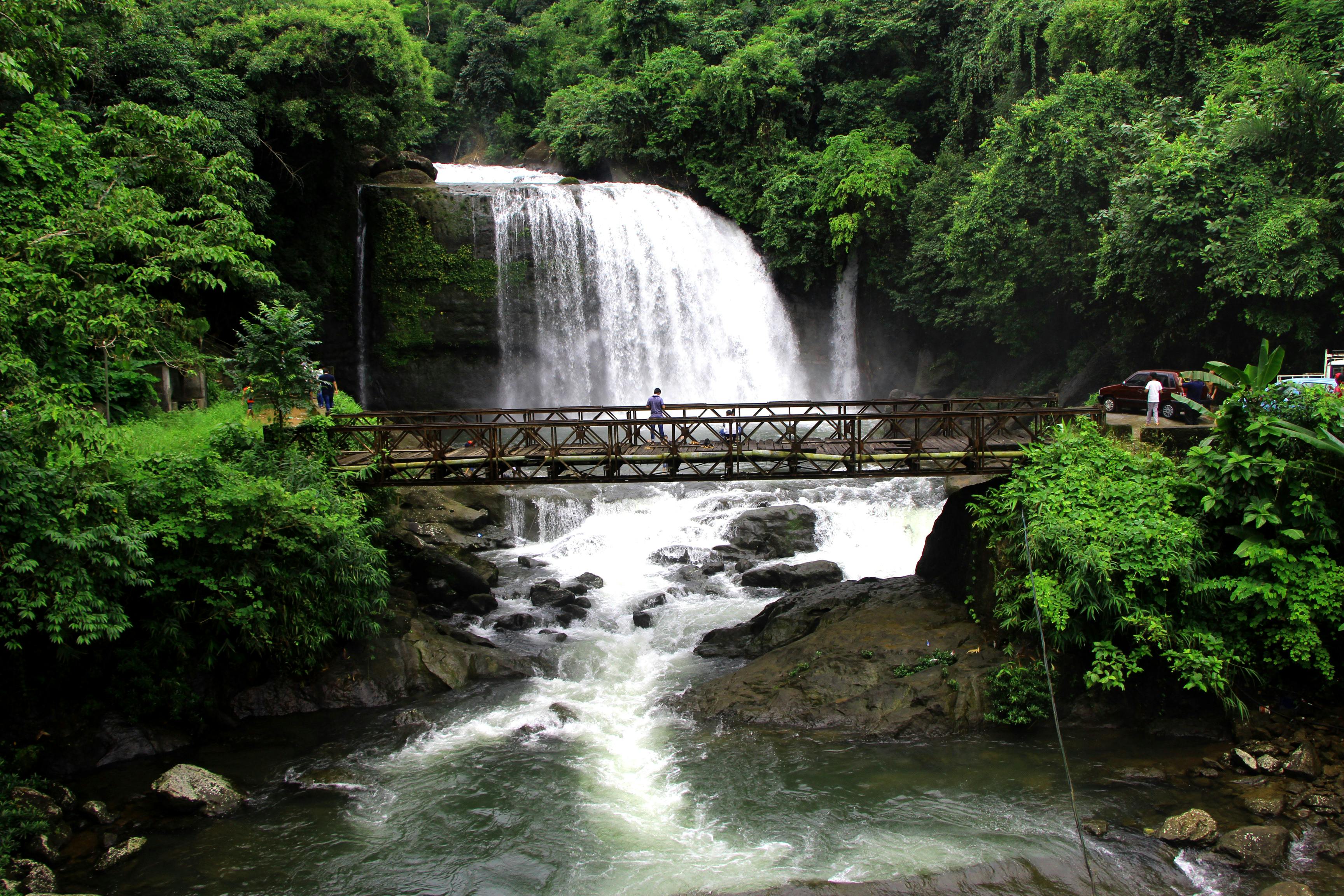 Spellbinding Meghalaya Tour Package