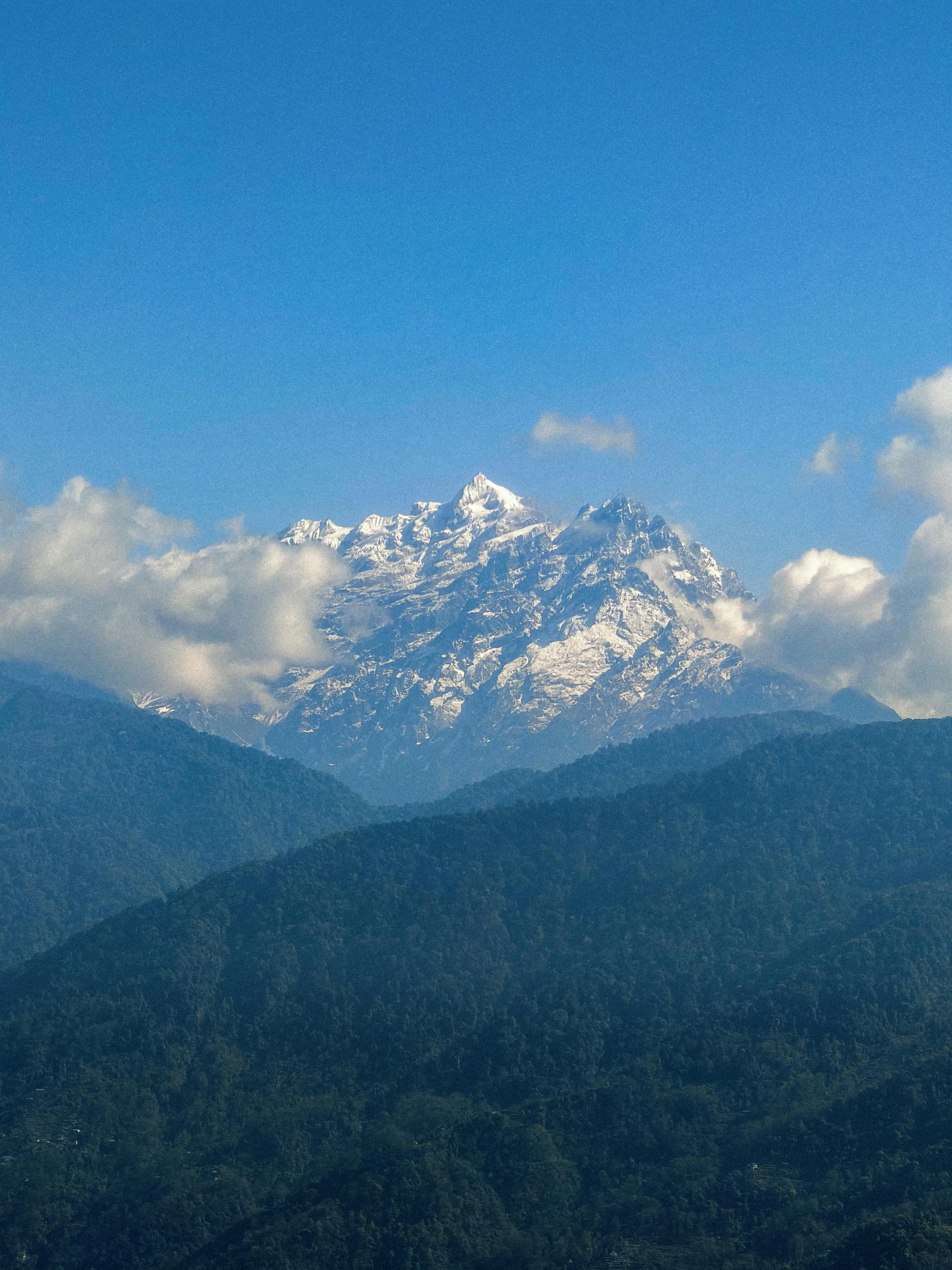Hilly Escapades: Darjeeling, Kalimpong & Gangtok  Tour